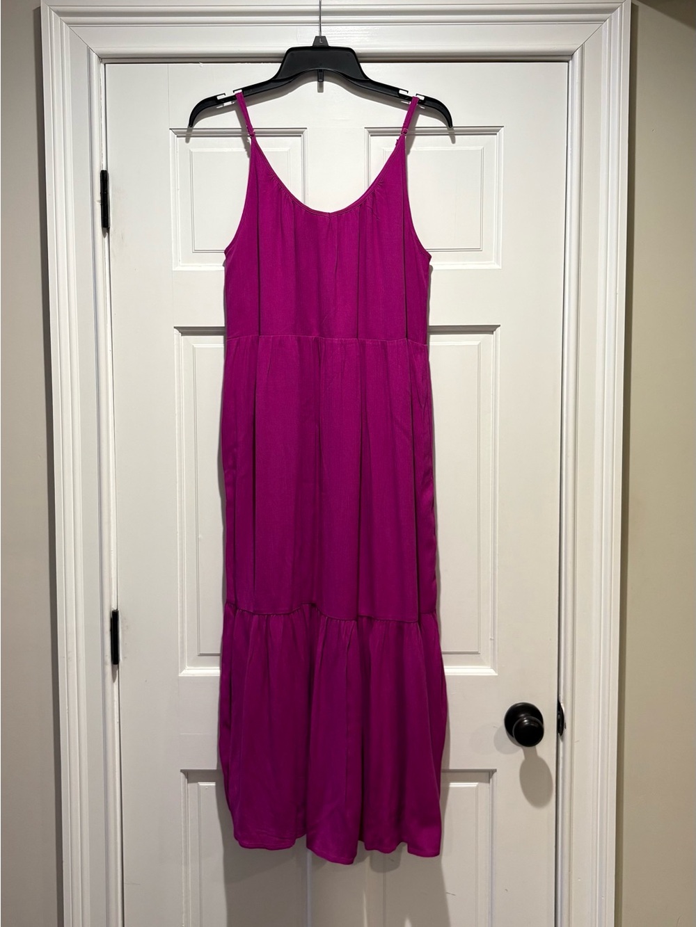 NWT LOFT Small Fuchsia Spaghetti Strap Tiered Maxi Dress